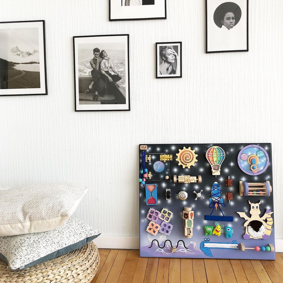 Tableau d'activités pour tout-petits - Voyage spatial