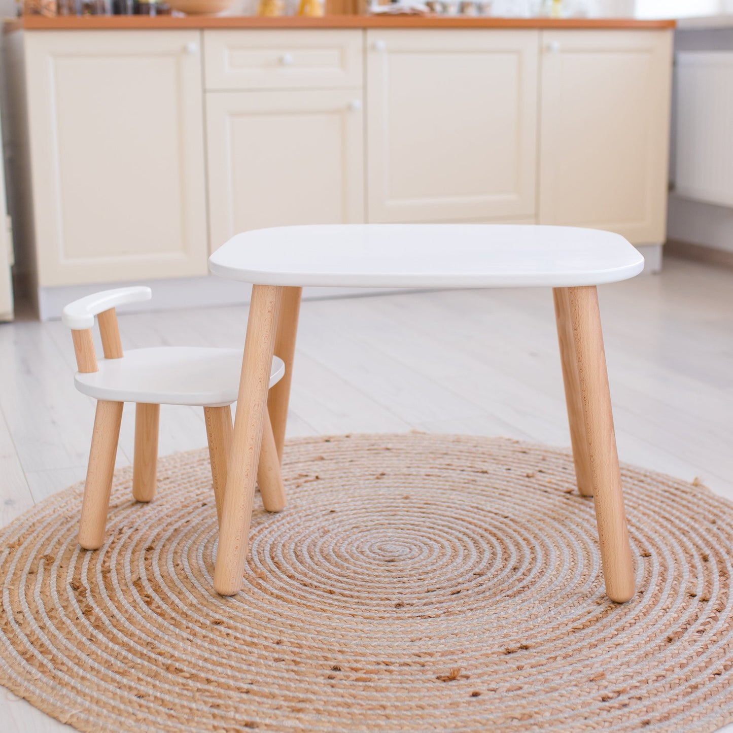 Ensemble table et chaise pour enfant en bois de hêtre