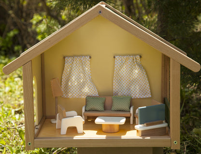 Petite maison de poupée en bois avec meubles de salon