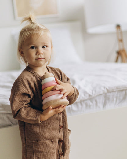 Jeu d'empilage en bois - Couleurs roses