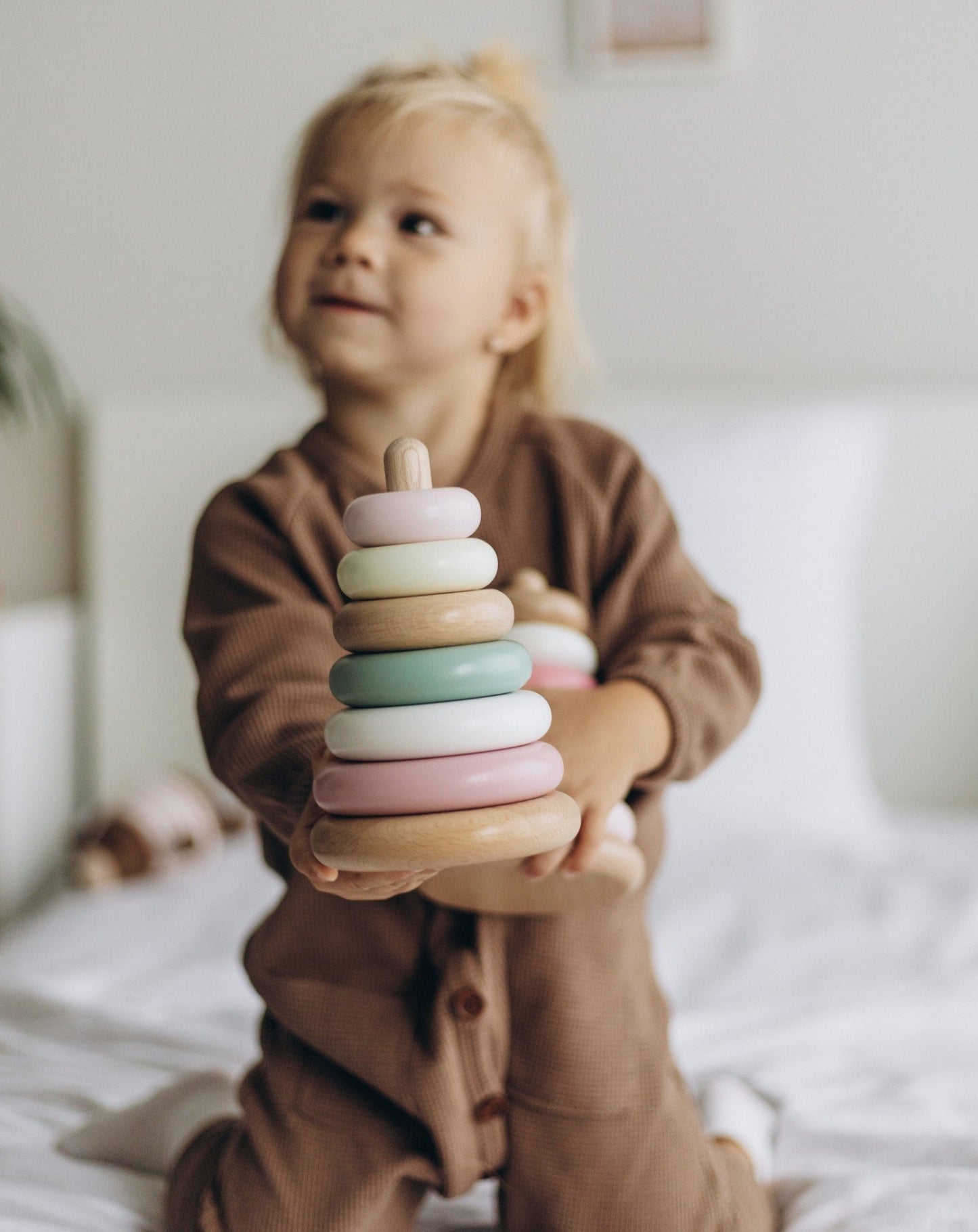 Jeu d'empilage en bois - Couleurs sauge et rose