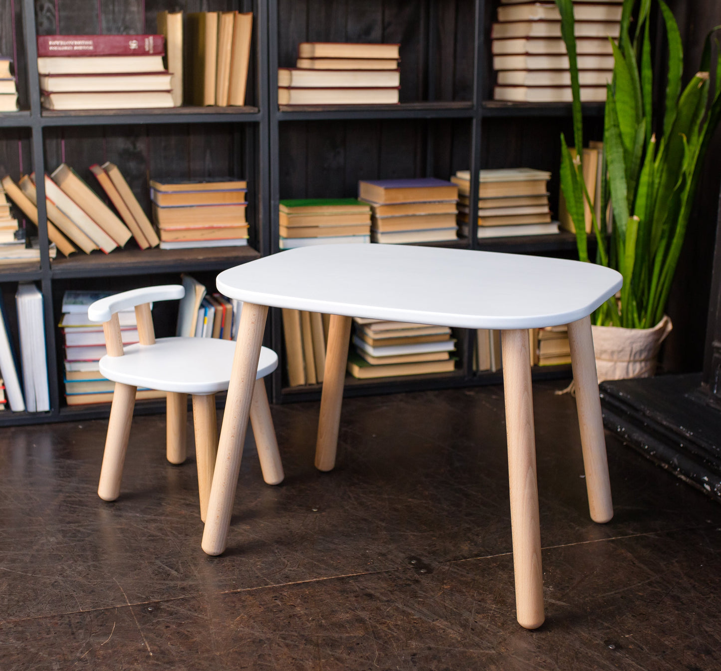 Ensemble table et chaise pour enfant en bois de hêtre