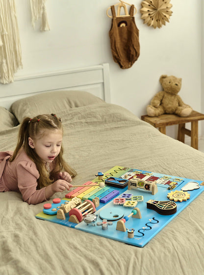 Tableau d'activités pour tout-petits - Phare