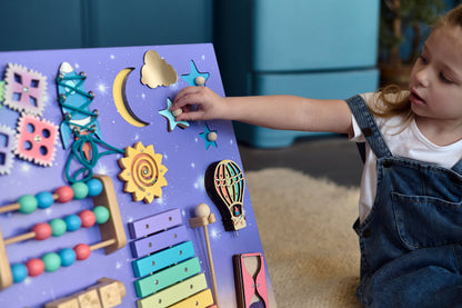 Tableau d'activités pour tout-petits - Night City