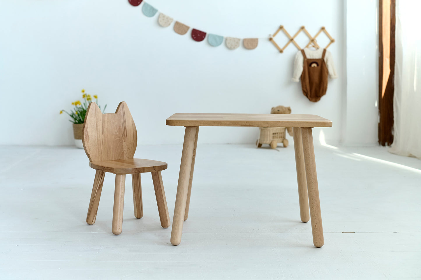 Ensemble table enfant et chaise chat en bois de hêtre