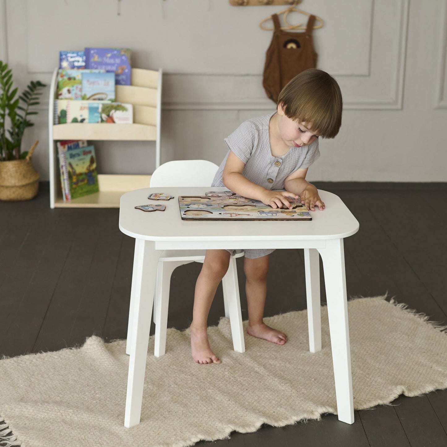 Table pour enfants - 7 couleurs
