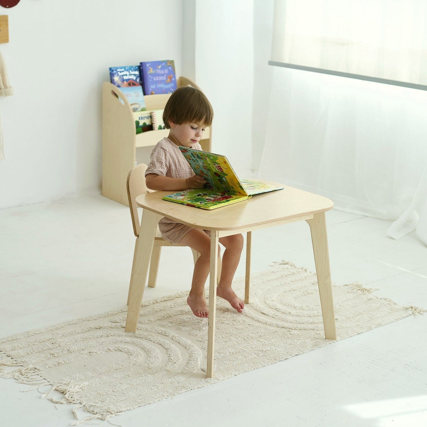 Ensemble table et chaise pour enfant - 7 couleurs