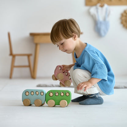 Bus jouet en bois