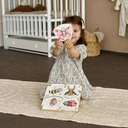 Puzzle en bois sur le cycle de vie des insectes