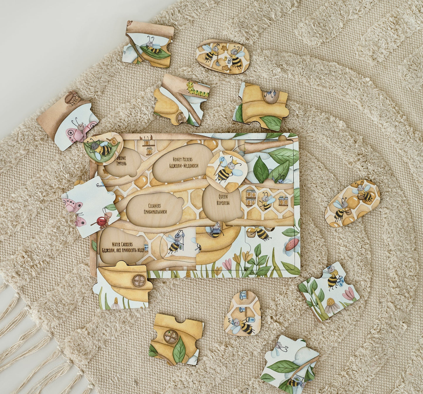 Ensemble de puzzles « Où vivent les abeilles », « Où vivent les fourmis » et « Cycle de vie des insectes » 