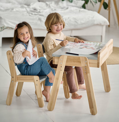 Bureau et deux chaises pour enfant - Bois de frêne 