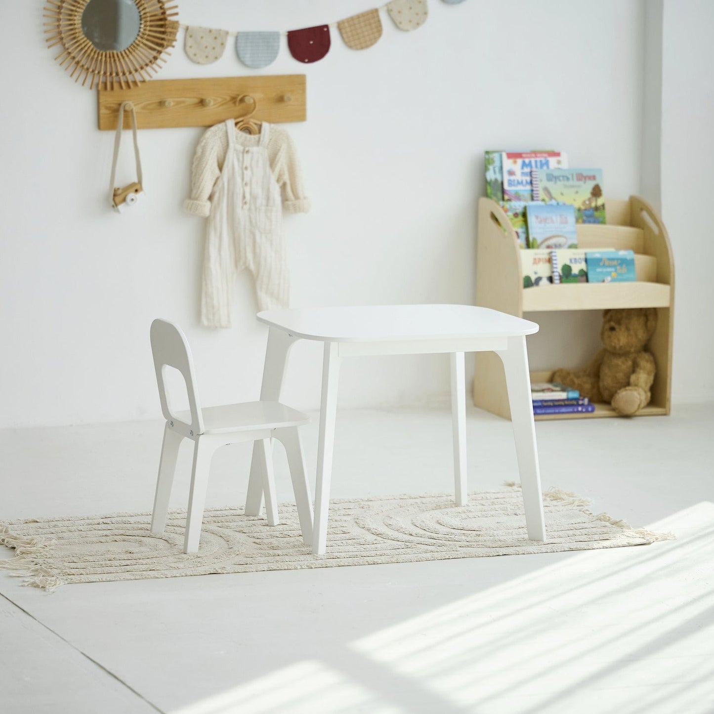 Ensemble table et chaise pour enfant - 7 couleurs