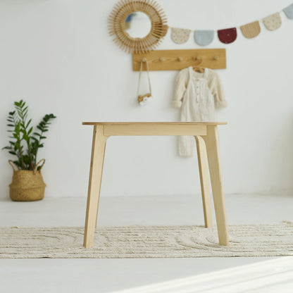 Table pour enfants - 7 couleurs