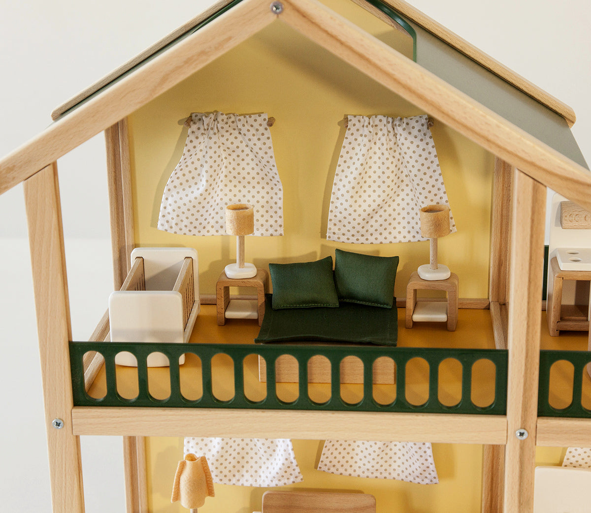 Grande maison de poupée en bois avec meubles