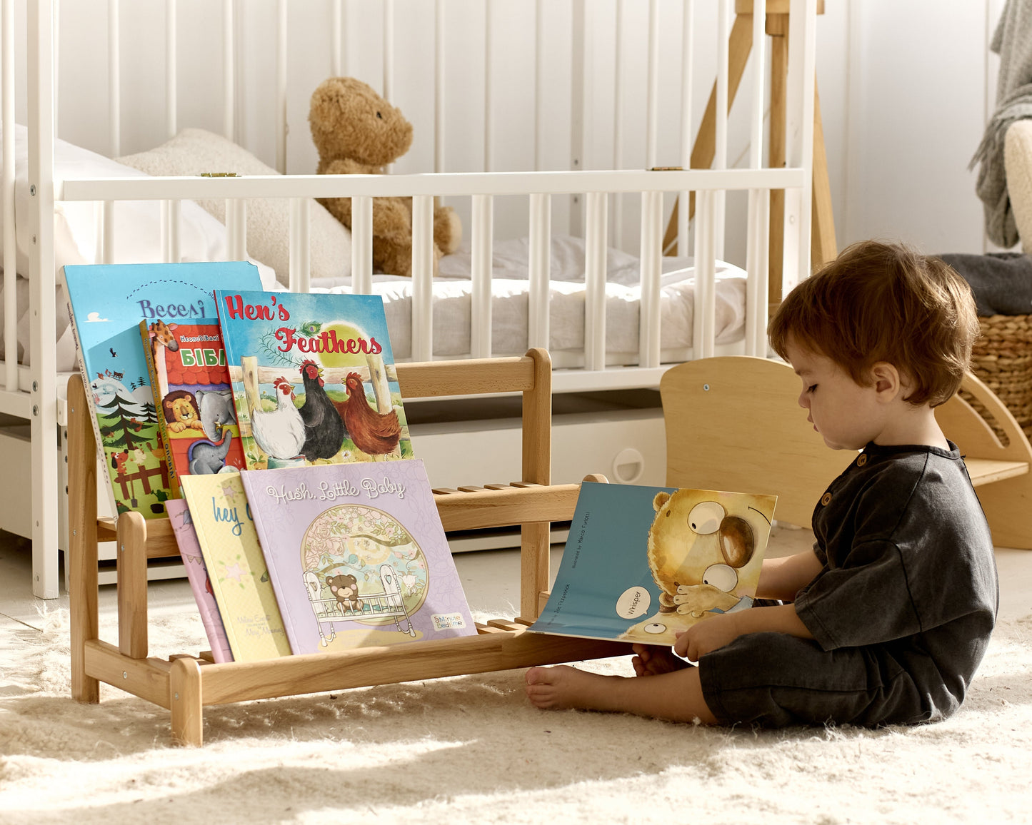Étagère de sol en bois pour livres et jouets d'enfants