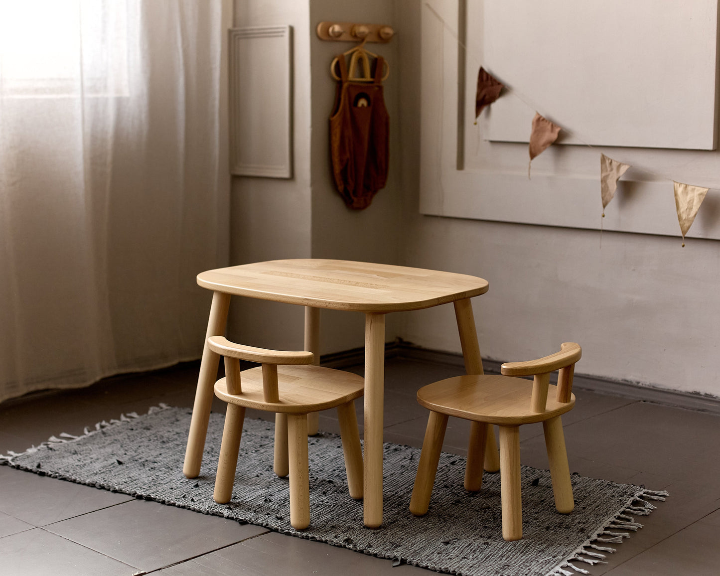Ensemble table et chaises en bois pour enfants - Bois de hêtre