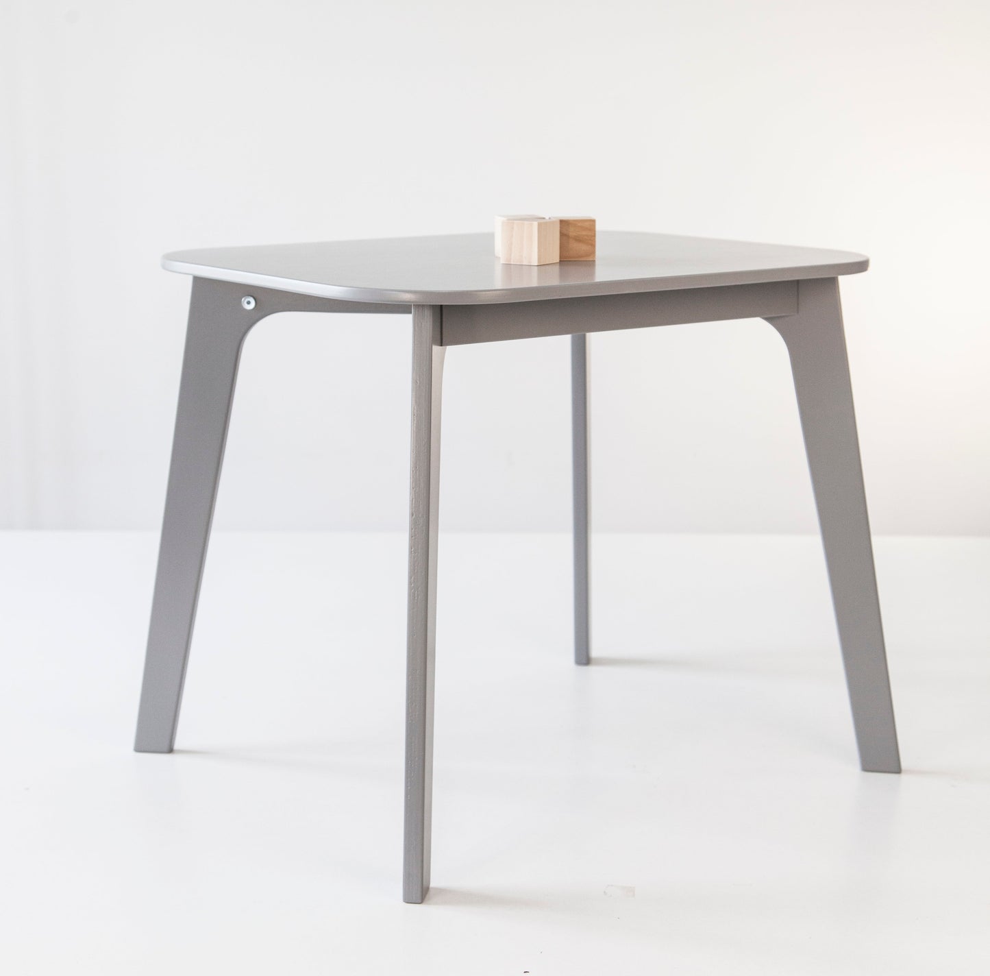 Table pour enfants - 7 couleurs