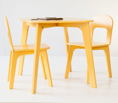 Ensemble table et chaises pour enfants - 7 couleurs