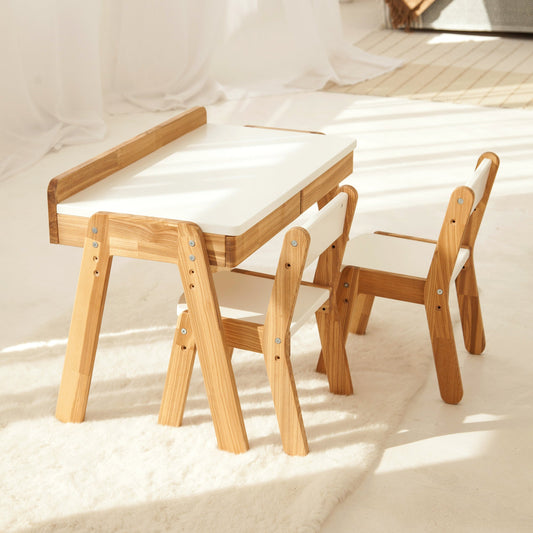 Bureau et deux chaises pour enfant - Bois de frêne 