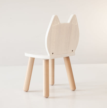 Chaise en bois pour tout-petit en forme de chat