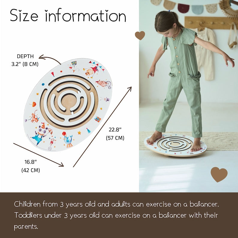 Planche d'équilibre en bois avec labyrinthe