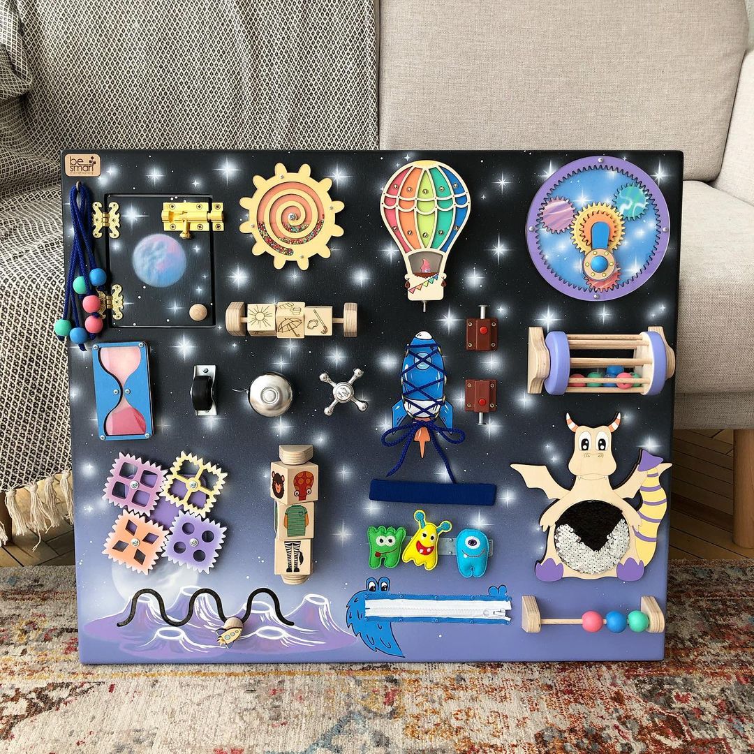 Tableau d'activités pour tout-petits - Voyage spatial